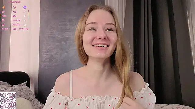 Snapshot of ElvinaRose chatting on November 15, 2025, 2:15 am ElvinaRose online show from November 15, 2025, 2:15 am