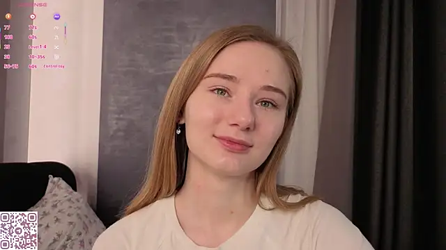 Snapshot of ElvinaRose chatting on November 24, 2025, 2:11 am ElvinaRose online show from November 24, 2025, 2:11 am