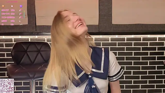 Snapshot of ElvinaRose chatting on November 18, 2025, 2:16 am ElvinaRose online show from November 18, 2025, 2:16 am