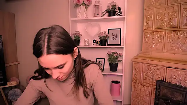 RosaRay  online show from April 14, 2026, 6:29 am