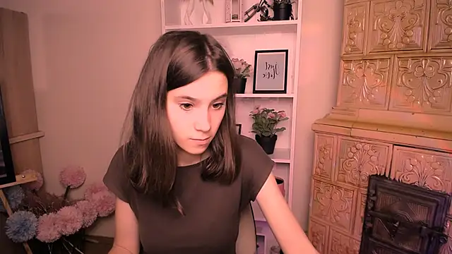 Snapshot of RosaRay_ chatting on June 5, 2026, 6:52 am RosaRay online show from June 5, 2026, 6:52 am