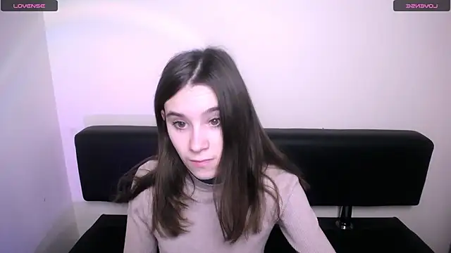 Snapshot of RosaRay_ chatting on February 10, 2026, 7:40 am RosaRay online show from February 10, 2026, 7:40 am