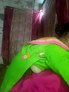 Snapshot of Babhi_Love chatting on November 1, 2025, 7:19 pm Babhi Love online show from November 1, 2025, 7:19 pm