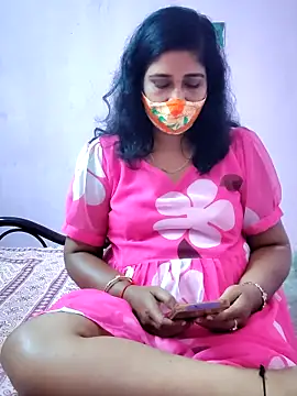 Rupali201 online show from November 13, 2025, 4:05 am