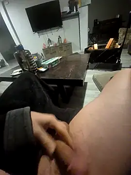 Snapshot of Justme_8519 chatting on March 6, 2026, 12:44 pm Justme 8519 online show from March 6, 2026, 12:44 pm