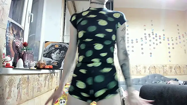 WatsonMi online show from November 25, 2025, 3:45 pm