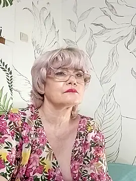 Snapshot of Catty_Lady chatting on May 14, 2026, 7:11 pm Catty Lady online show from May 14, 2026, 7:11 pm