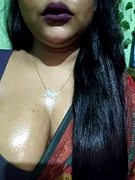 Snapshot of JIYA-04 chatting on July 25, 2026, 1:39 pm JIYA-04 online show from July 25, 2026, 1:39 pm