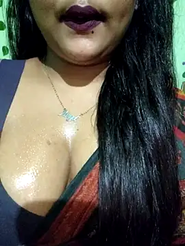 Snapshot of JIYA-04 chatting on June 14, 2026, 2:40 pm JIYA-04 online show from June 14, 2026, 2:40 pm
