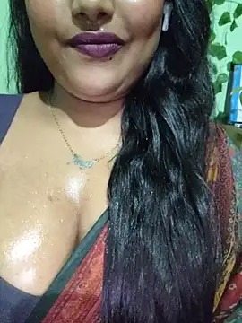 Snapshot of JIYA-04 chatting on July 28, 2026, 3:32 pm JIYA-04 online show from July 28, 2026, 3:32 pm