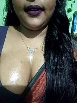 Snapshot of JIYA-04 chatting on August 1, 2026, 7:12 pm JIYA-04 online show from August 1, 2026, 7:12 pm