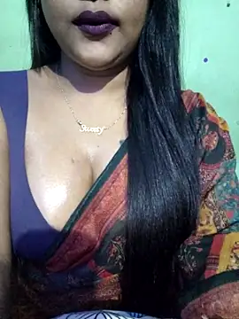 Snapshot of JIYA-04 chatting on December 14, 2025, 12:11 pm JIYA-04 online show from December 14, 2025, 12:11 pm