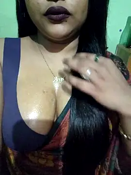 Snapshot of JIYA-04 chatting on March 22, 2026, 12:18 pm JIYA-04 online show from March 22, 2026, 12:18 pm