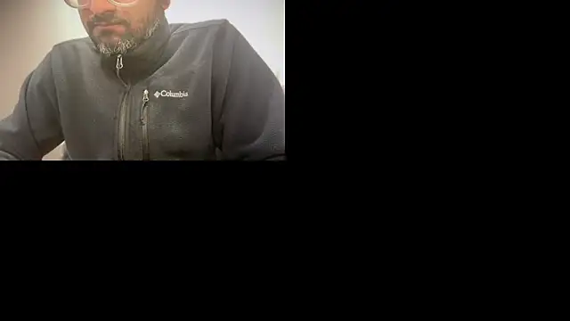 Snapshot of pranastro00 chatting on May 29, 2026, 12:33 pm pranastro00 online show from May 29, 2026, 12:33 pm
