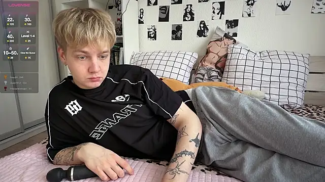 Snapshot of olivertasty chatting on March 11, 2026, 8:19 am olivertasty online show from March 11, 2026, 8:19 am