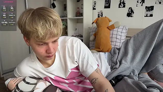 Snapshot of olivertasty chatting on April 7, 2026, 11:01 am olivertasty online show from April 7, 2026, 11:01 am