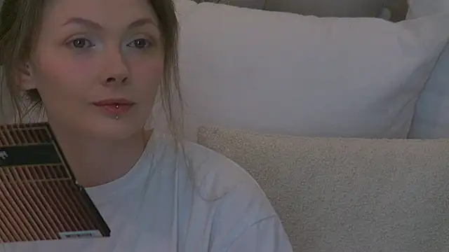 miamunn online show from November 15, 2025, 6:23 pm