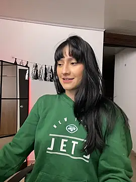 lenkaa online show from February 11, 2026, 11:37 pm