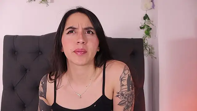 Snapshot of kaylee_lee chatting on February 2, 2026, 4:33 am kaylee lee online show from February 2, 2026, 4:33 am