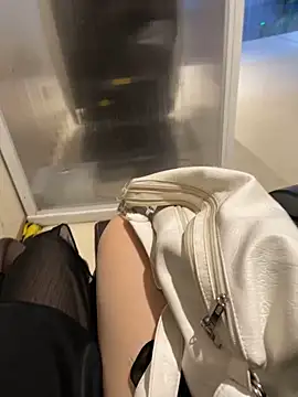 Snapshot of kexin-xin chatting on September 19, 2025, 12:47 am kexin-xin online show from September 19, 2025, 12:47 am