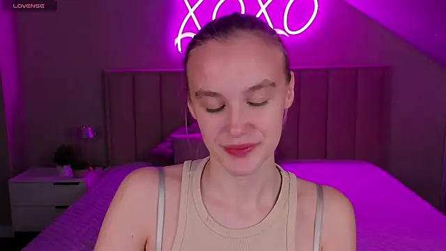 Snapshot of Carolin_Miller chatting on November 15, 2025, 10:41 am Carolin Miller online show from November 15, 2025, 10:41 am