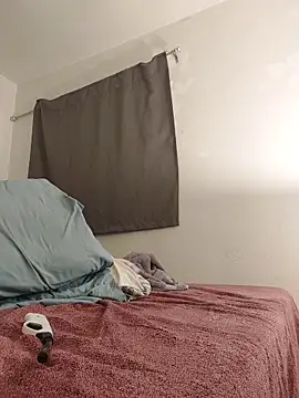 himNIGuys online show from April 10, 2026, 8:05 pm