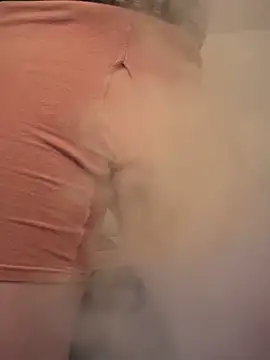 Snapshot of himNIGuys chatting on September 28, 2025, 5:42 pm himNIGuys online show from September 28, 2025, 5:42 pm