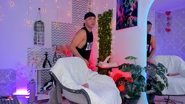 jhosepMoreno online show from April 7, 2026, 12:29 pm