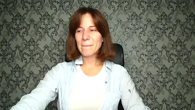 Snapshot of Kelly_Kisss chatting on October 30, 2025, 6:16 pm Kelly Kisss online show from October 30, 2025, 6:16 pm