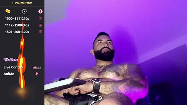 Snapshot of Max-prada chatting on May 28, 2026, 3:03 am Max-prada online show from May 28, 2026, 3:03 am
