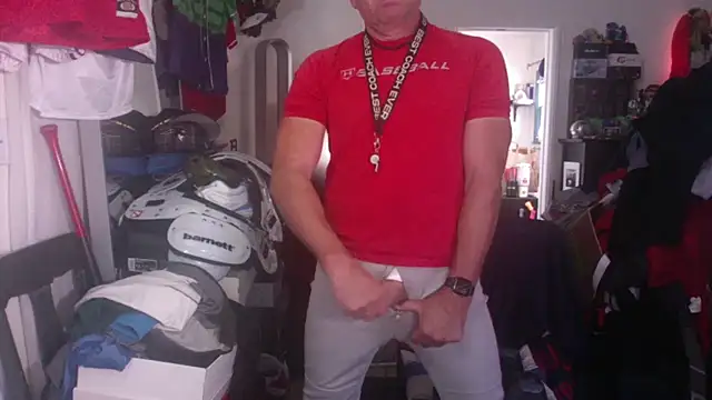 Snapshot of DILFJockDad87 chatting on October 4, 2025, 11:06 pm DILFJockDad87 online show from October 4, 2025, 11:06 pm