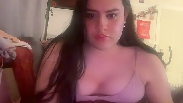 Snapshot of JenniferRobbie chatting on May 18, 2026, 9:36 am JenniferRobbie online show from May 18, 2026, 9:36 am
