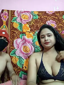 Seducing couple online show from March 3, 2026, 5:03 am