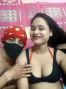 Seducing couple online show from September 19, 2025, 4:16 am