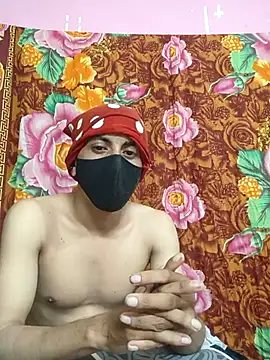 Seducing couple online show from October 7, 2025, 5:47 pm