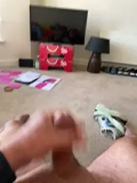 Snapshot of Bourne_606 chatting on November 30, 2025, 12:17 pm Bourne 606 online show from November 30, 2025, 12:17 pm