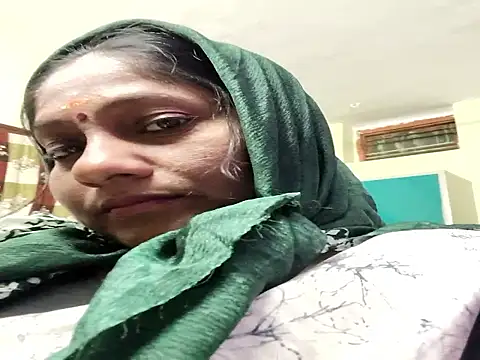 Snapshot of papukurty chatting on November 30, 2025, 4:41 pm papukurty online show from November 30, 2025, 4:41 pm