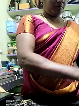 Snapshot of papukurty chatting on December 3, 2025, 12:55 am papukurty online show from December 3, 2025, 12:55 am