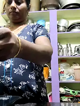 Snapshot of papukurty chatting on October 23, 2025, 4:22 am papukurty online show from October 23, 2025, 4:22 am