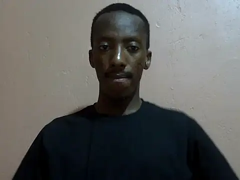 Snapshot of shadez94 chatting on September 15, 2025, 7:25 pm shadez94 online show from September 15, 2025, 7:25 pm