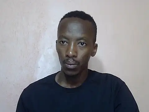 Snapshot of shadez94 chatting on October 4, 2025, 7:21 am shadez94 online show from October 4, 2025, 7:21 am