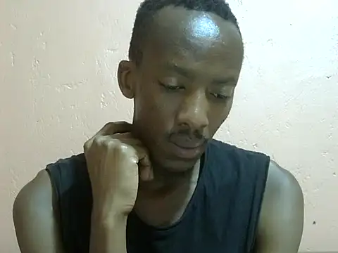 Snapshot of shadez94 chatting on October 8, 2025, 10:10 pm shadez94 online show from October 8, 2025, 10:10 pm