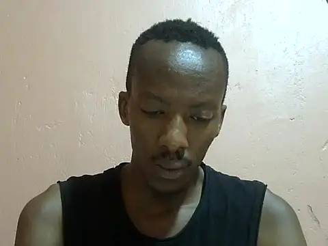 Snapshot of shadez94 chatting on October 10, 2025, 10:32 pm shadez94 online show from October 10, 2025, 10:32 pm