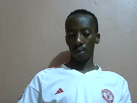 Snapshot of shadez94 chatting on September 12, 2025, 9:47 pm shadez94 online show from September 12, 2025, 9:47 pm