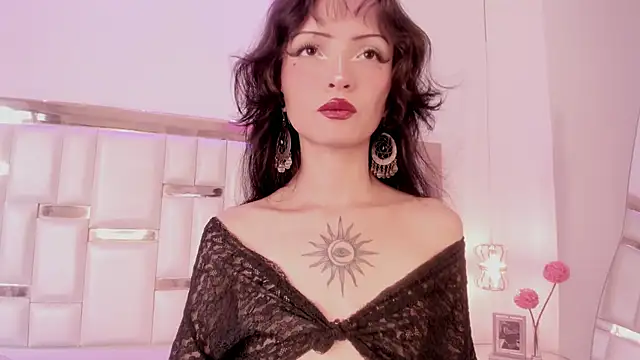 Snapshot of MaddieStark chatting on December 1, 2025, 4:52 pm MaddieStark online show from December 1, 2025, 4:52 pm