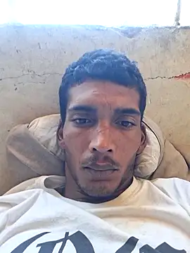 Snapshot of Zinedean24 chatting on April 12, 2026, 10:07 am Zinedean24 online show from April 12, 2026, 10:07 am