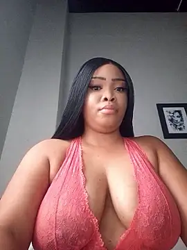 MadamPinky online show from March 26, 2026, 2:04 pm