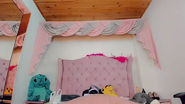 Snapshot of _Abby_white_ chatting on October 24, 2025, 10:09 pm Abby white online show from October 24, 2025, 10:09 pm