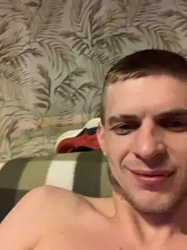 Snapshot of macho1347 chatting on February 6, 2026, 9:11 pm macho1347 online show from February 6, 2026, 9:11 pm