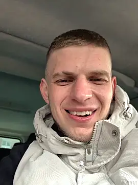 Snapshot of macho1347 chatting on February 11, 2026, 11:43 am macho1347 online show from February 11, 2026, 11:43 am